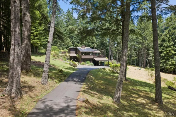 $1,600,000 | 2975 Joy Road, Occidental, CA 95465