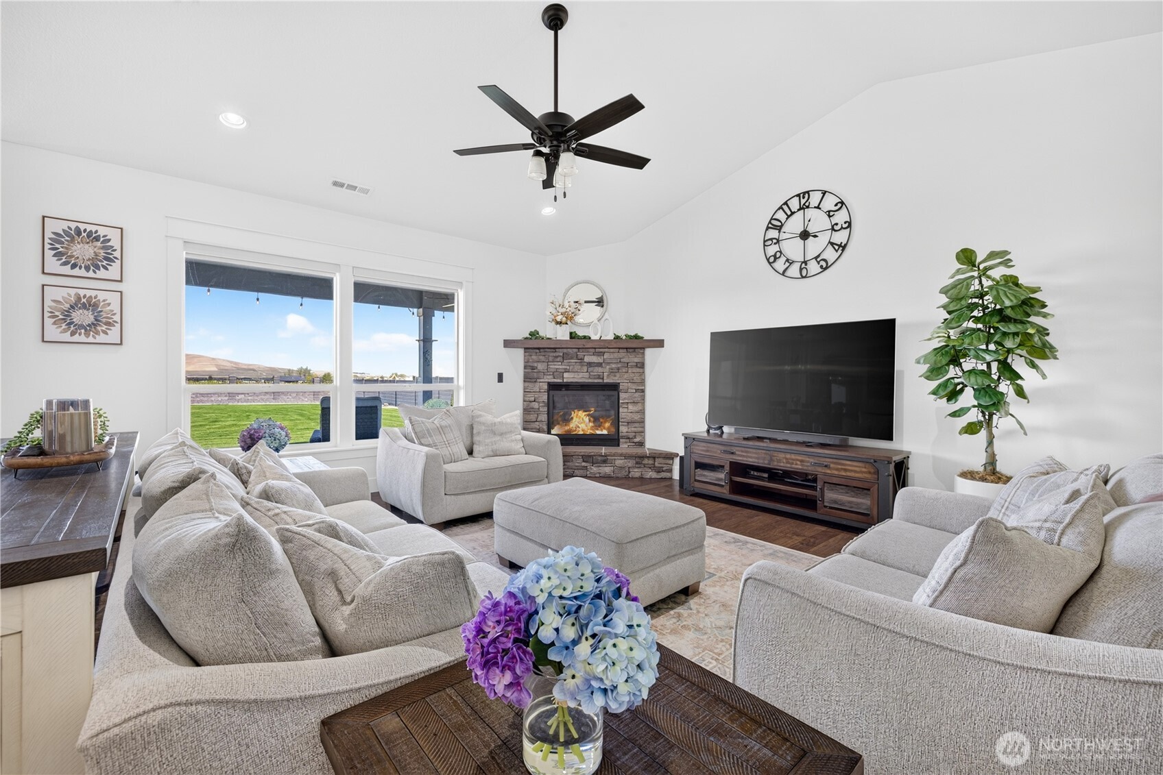 84906 Wallowa Road Kennewick, WA 99338 - Photo 7 of 40 Gallery Image 7