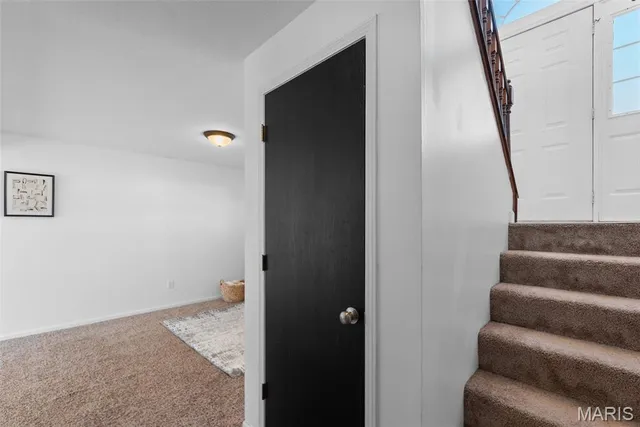 $292,900 | 2518 Waterfront Court, Imperial, MO 63052