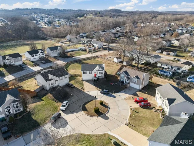 $292,900 | 2518 Waterfront Court, Imperial, MO 63052