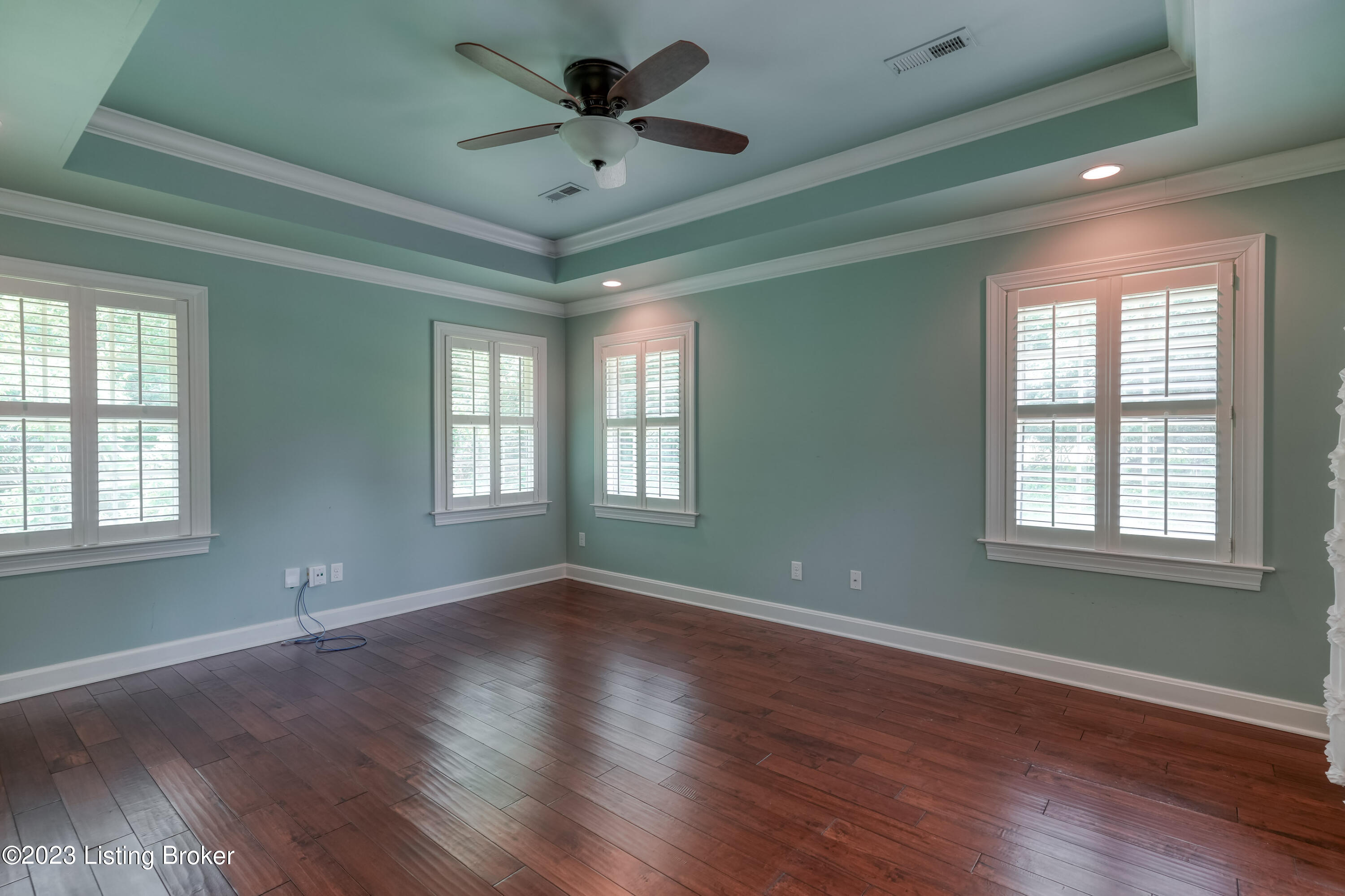 806 Glenbrook Road Anchorage, KY 40223 - Photo 22 of 39 029 - 20230524-06660