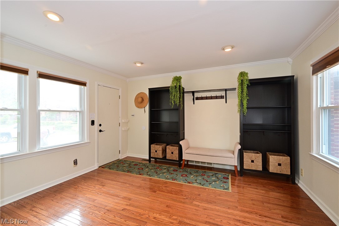 3798 Hillbrook Road Cleveland, OH 44118 - Photo 8 of 34 Mud room/Flex space.