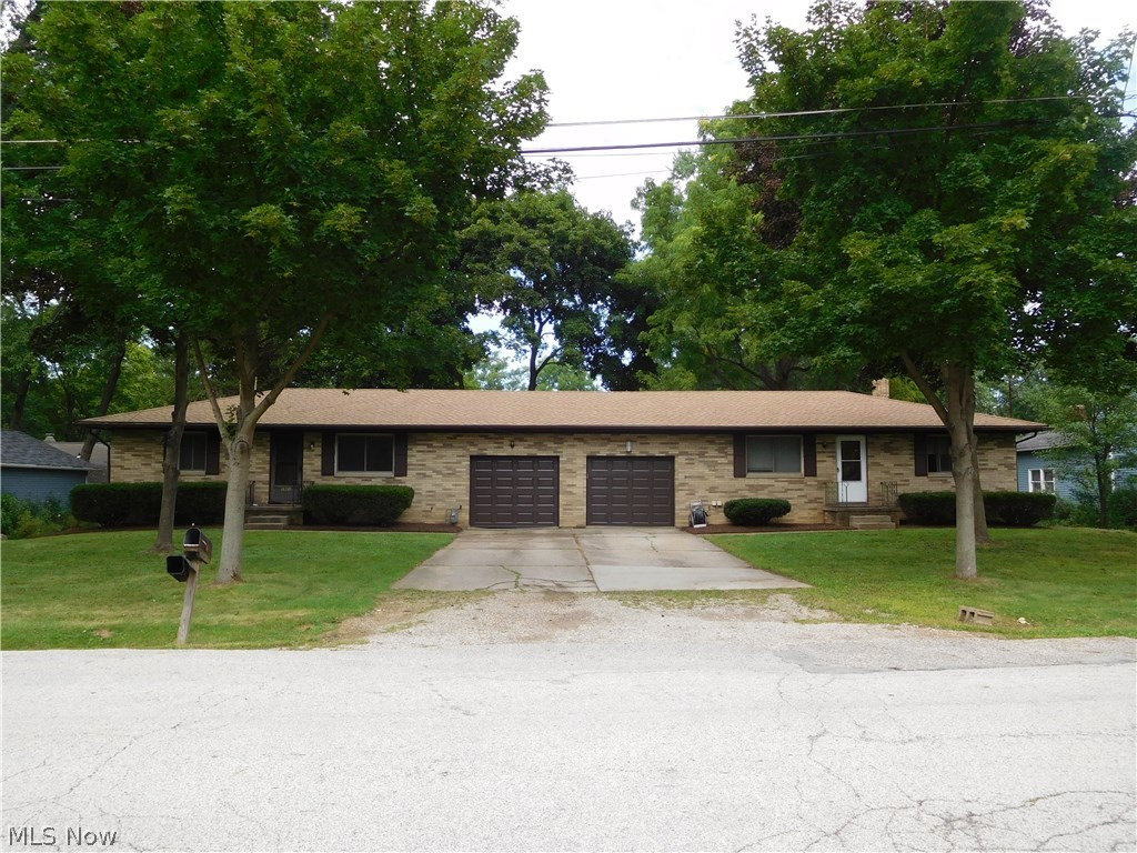 1921-1923 Maple Road Stow, OH 44224 - Photo 1 of 25