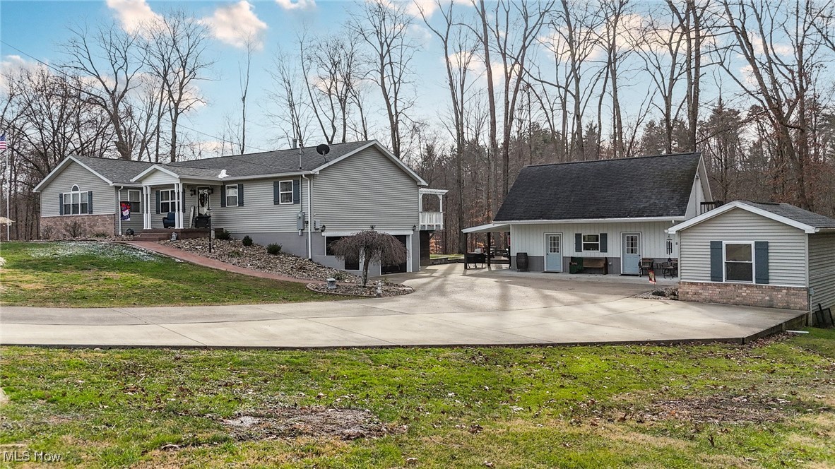 181 Harvest Run Road Marietta, OH 45750 - Photo 2 of 43