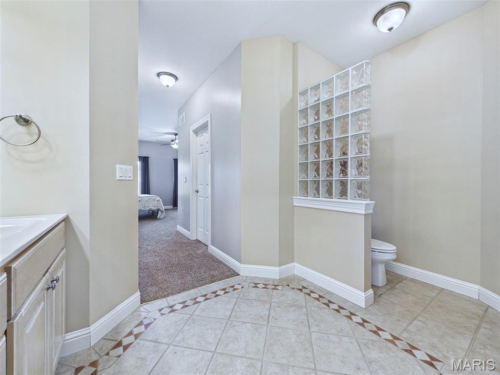 1751 Elizabeth Road Staunton, IL 62088 - Photo 34 of 67