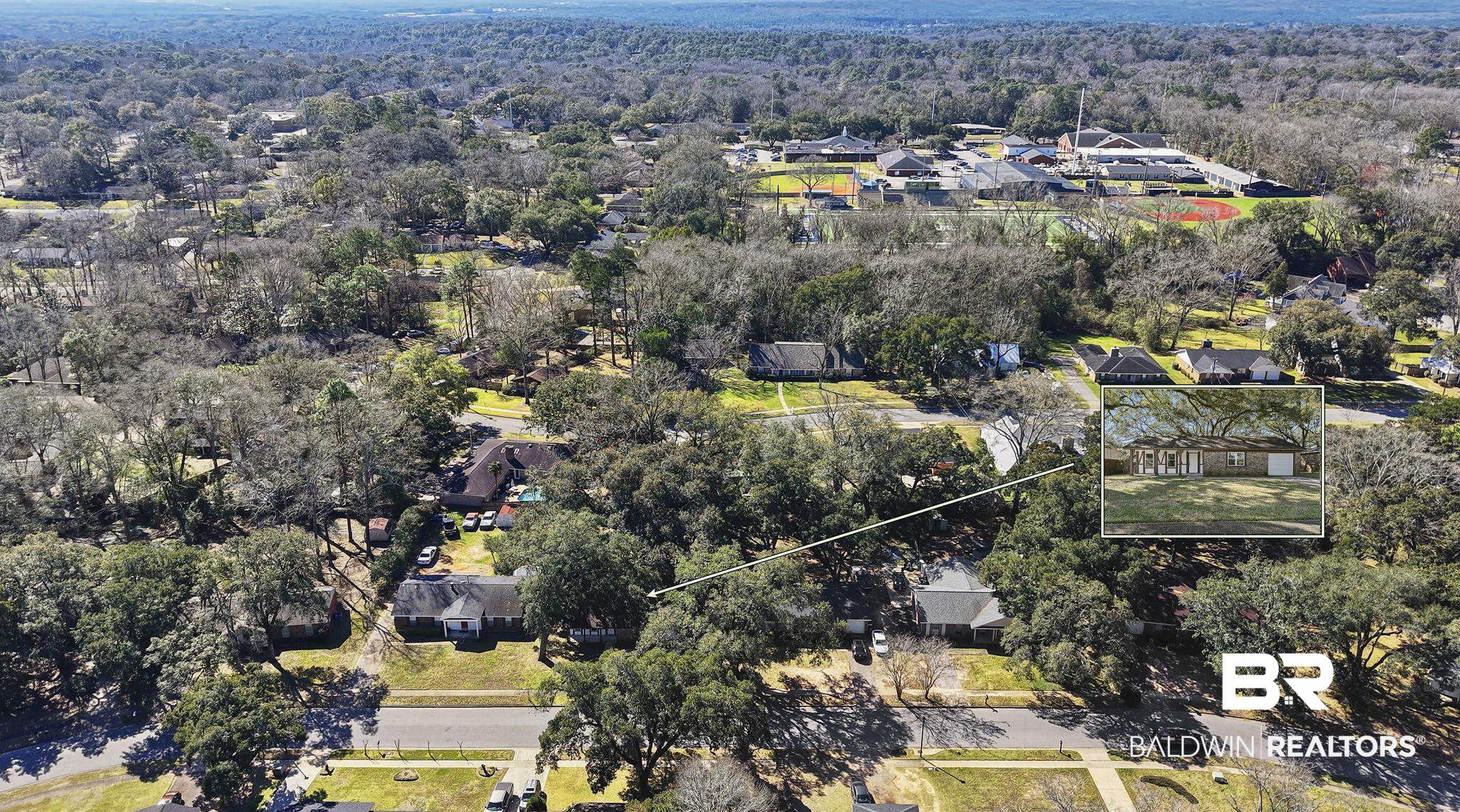 5817 Woodgate Road Mobile, AL 36609 - Photo 83 of 85 Bird's eye view featuring a wooded view and a residential view