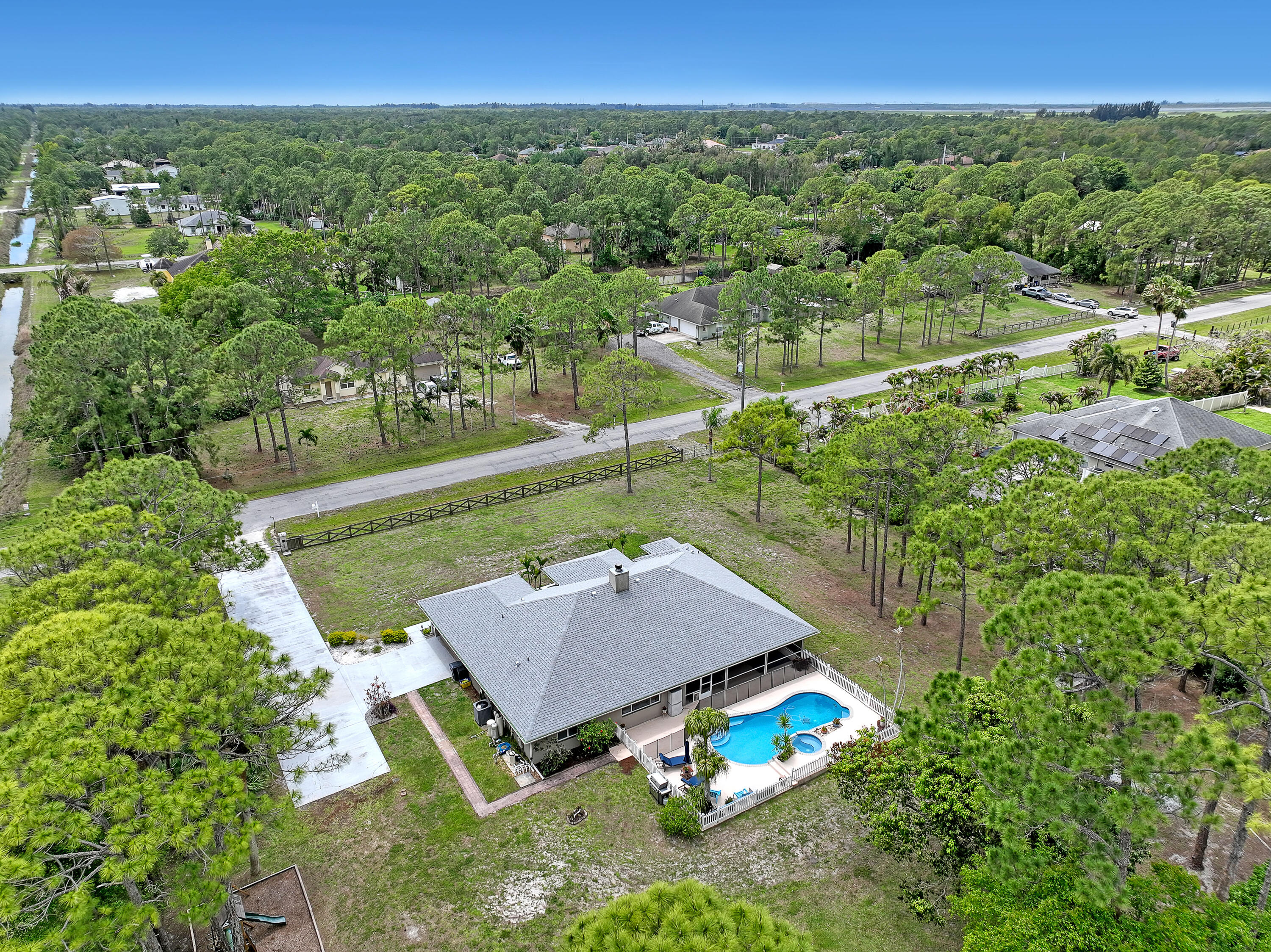 17271 88th Road North The Acreage, FL 33470 - Photo 69 of 70 17271 88th (71)
