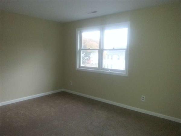 35 A Gates Road, Unit A Worcester, MA 01603 - Photo 6 of 9 Gallery Image 6