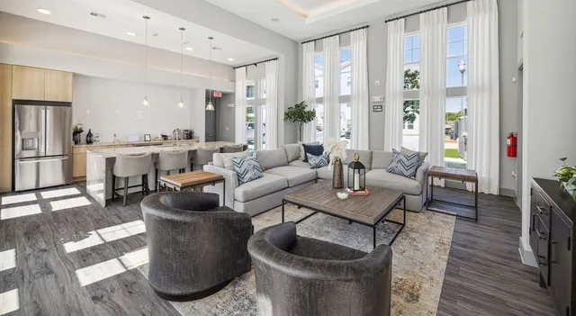 $1,653 | 12752 North Houston Rosslyn Road, Unit 131, Houston, TX 77086