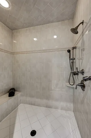 $874,999 | 15 W 749 79th Street, Burr Ridge, IL 60527