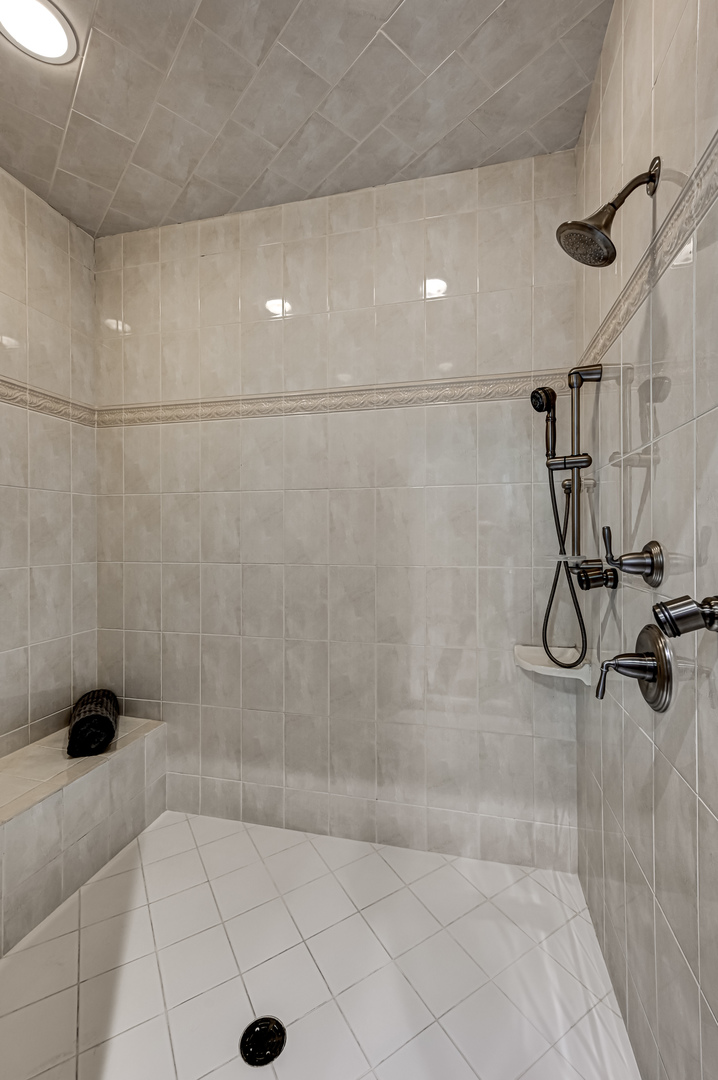 15 W 749 79th Street Burr Ridge, IL 60527 - Photo 16 of 40