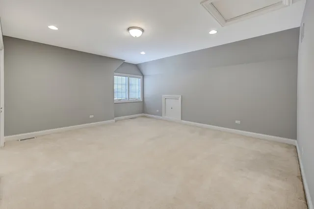 $874,999 | 15 W 749 79th Street, Burr Ridge, IL 60527