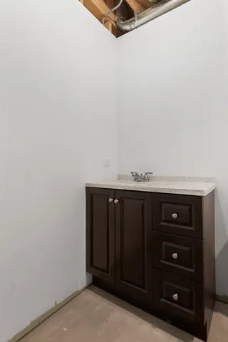 $874,999 | 15 W 749 79th Street, Burr Ridge, IL 60527