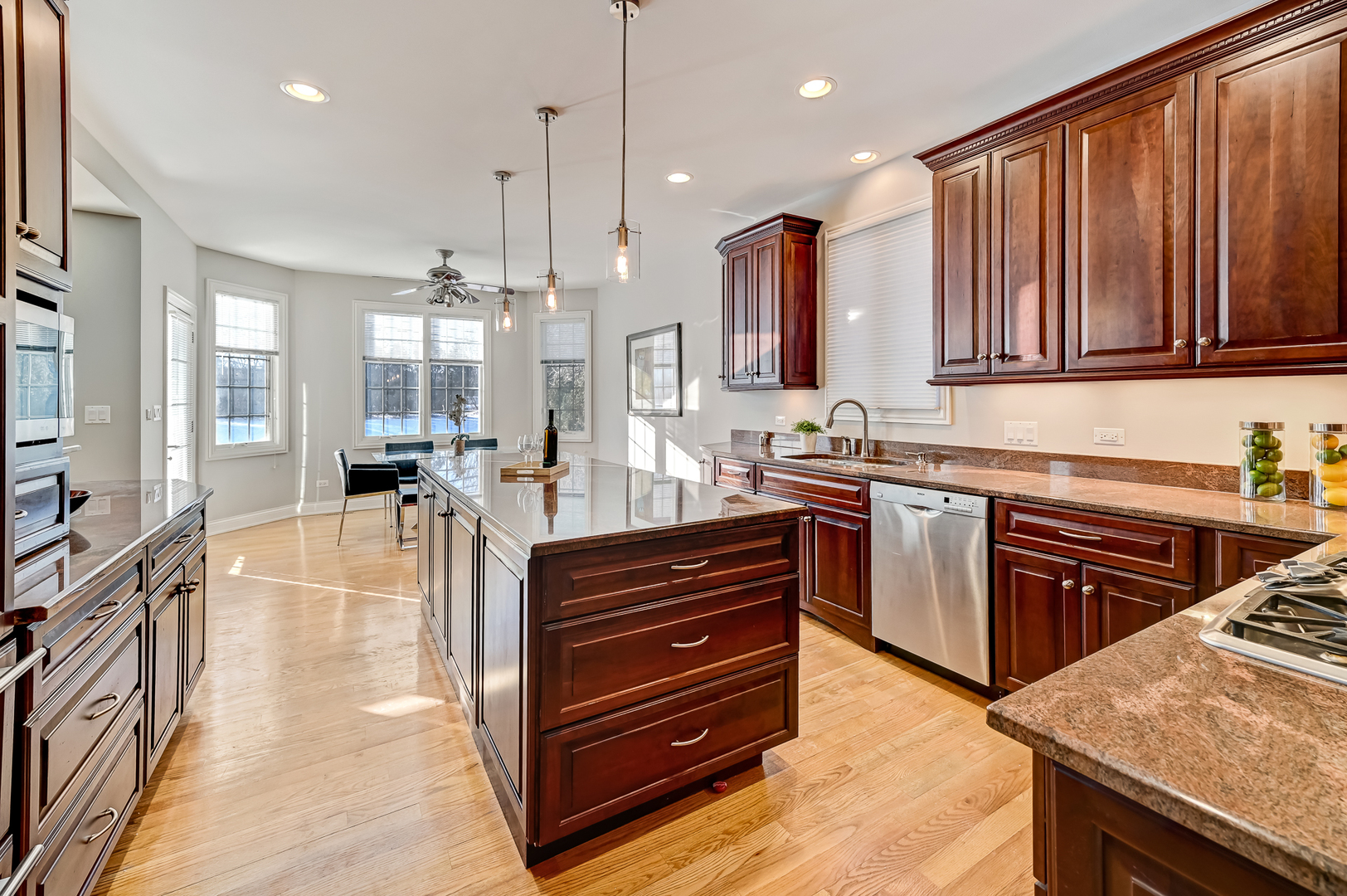 15 W 749 79th Street Burr Ridge, IL 60527 - Photo 7 of 40