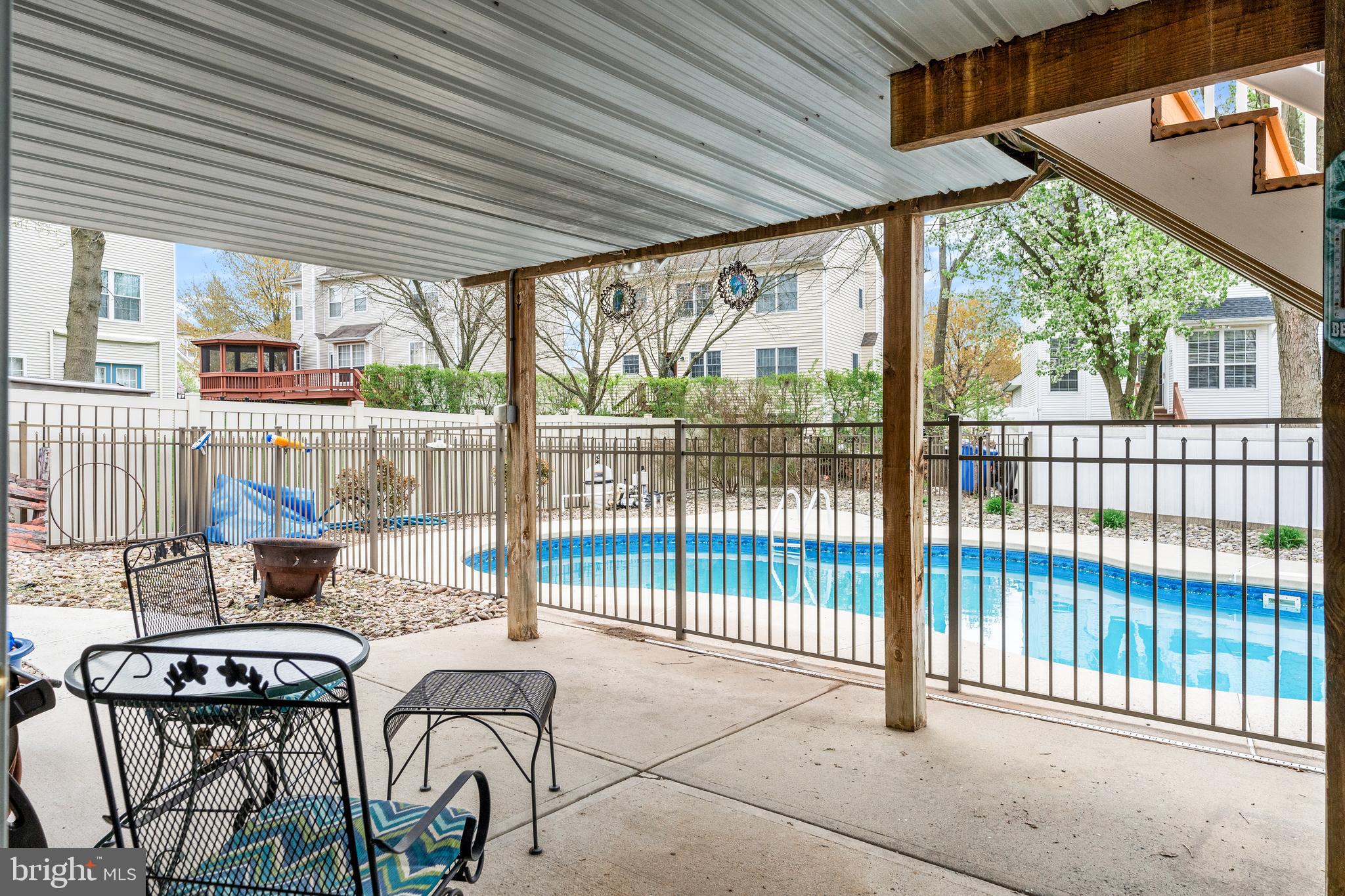 37 Tomahawk Drive Burlington, NJ 08016 - Photo 33 of 50 Covered porch