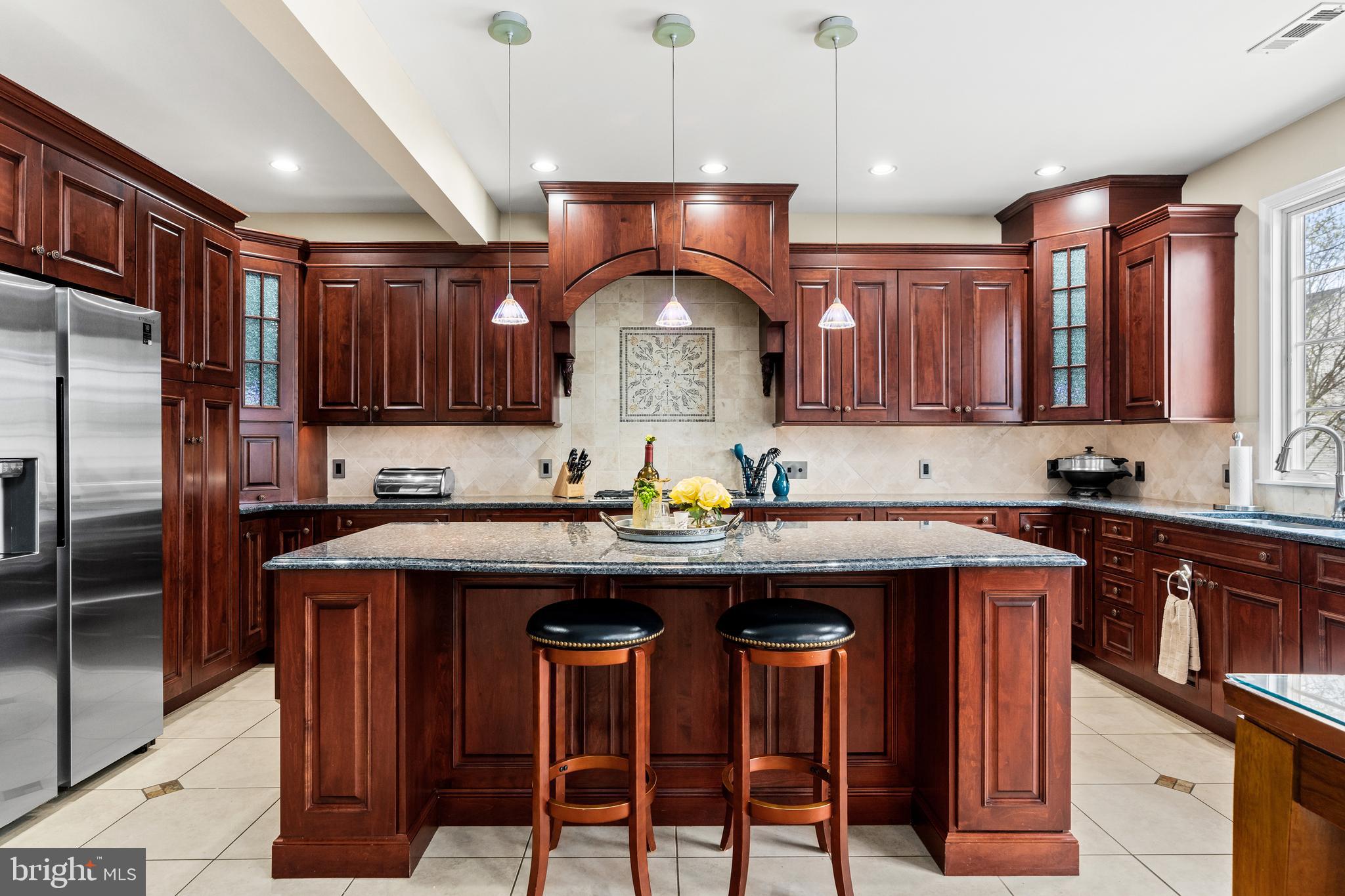 37 Tomahawk Drive Burlington, NJ 08016 - Photo 7 of 50 Brand New Refrigerator & Custom Built Kitchen