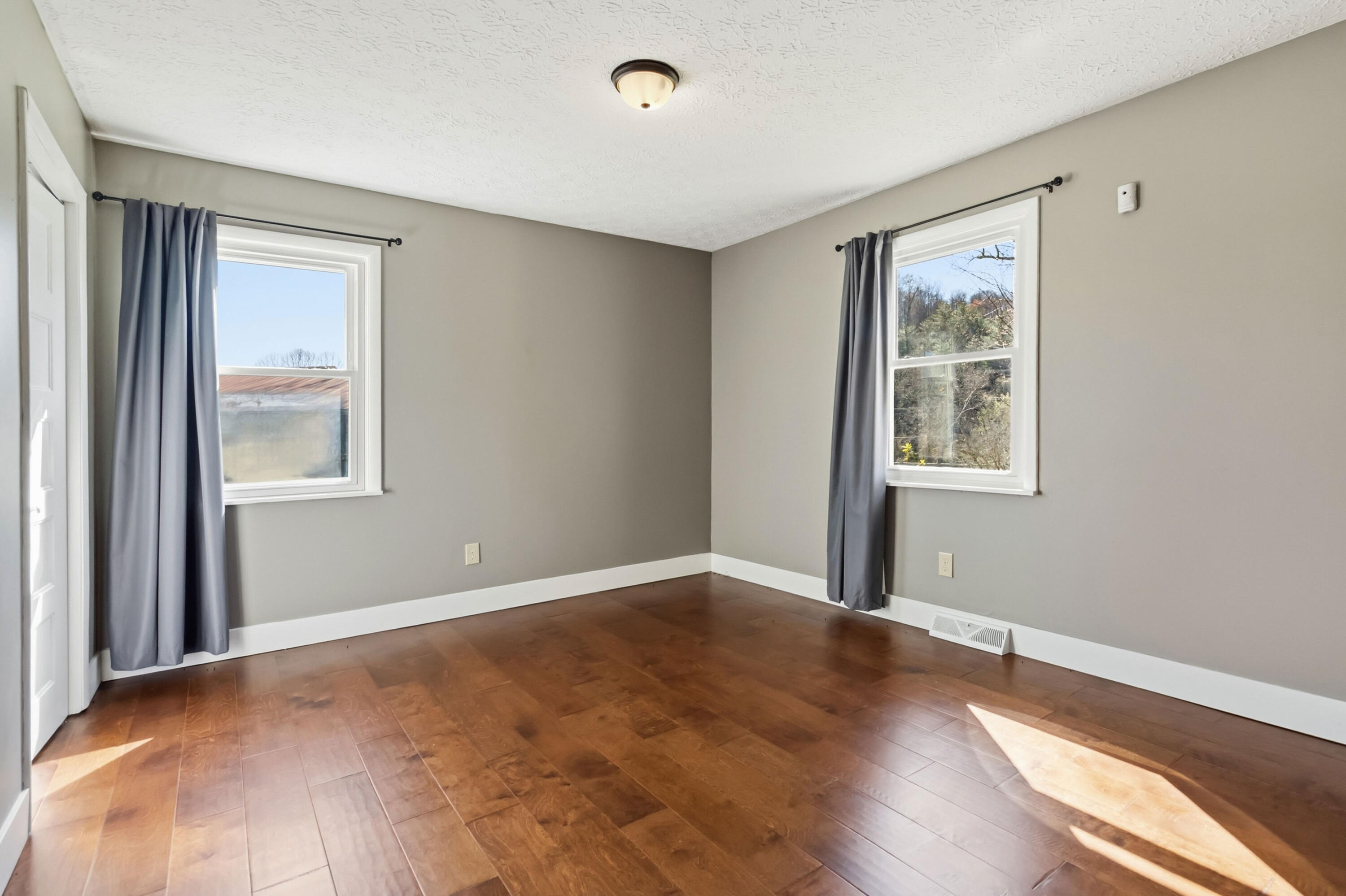 41 Valentine Branch Road Cannon, KY 40923 - Photo 40 of 61 035