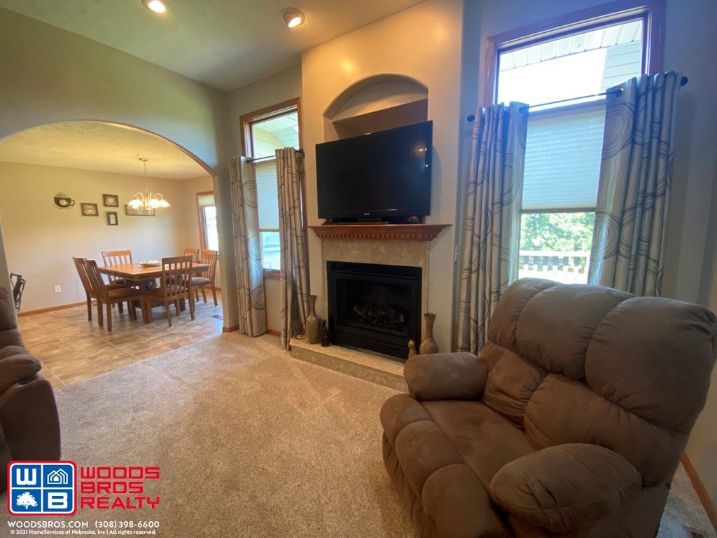 332 Redwood Road Grand Island, NE 68803 - Photo 5 of 26 Gallery Image 5
