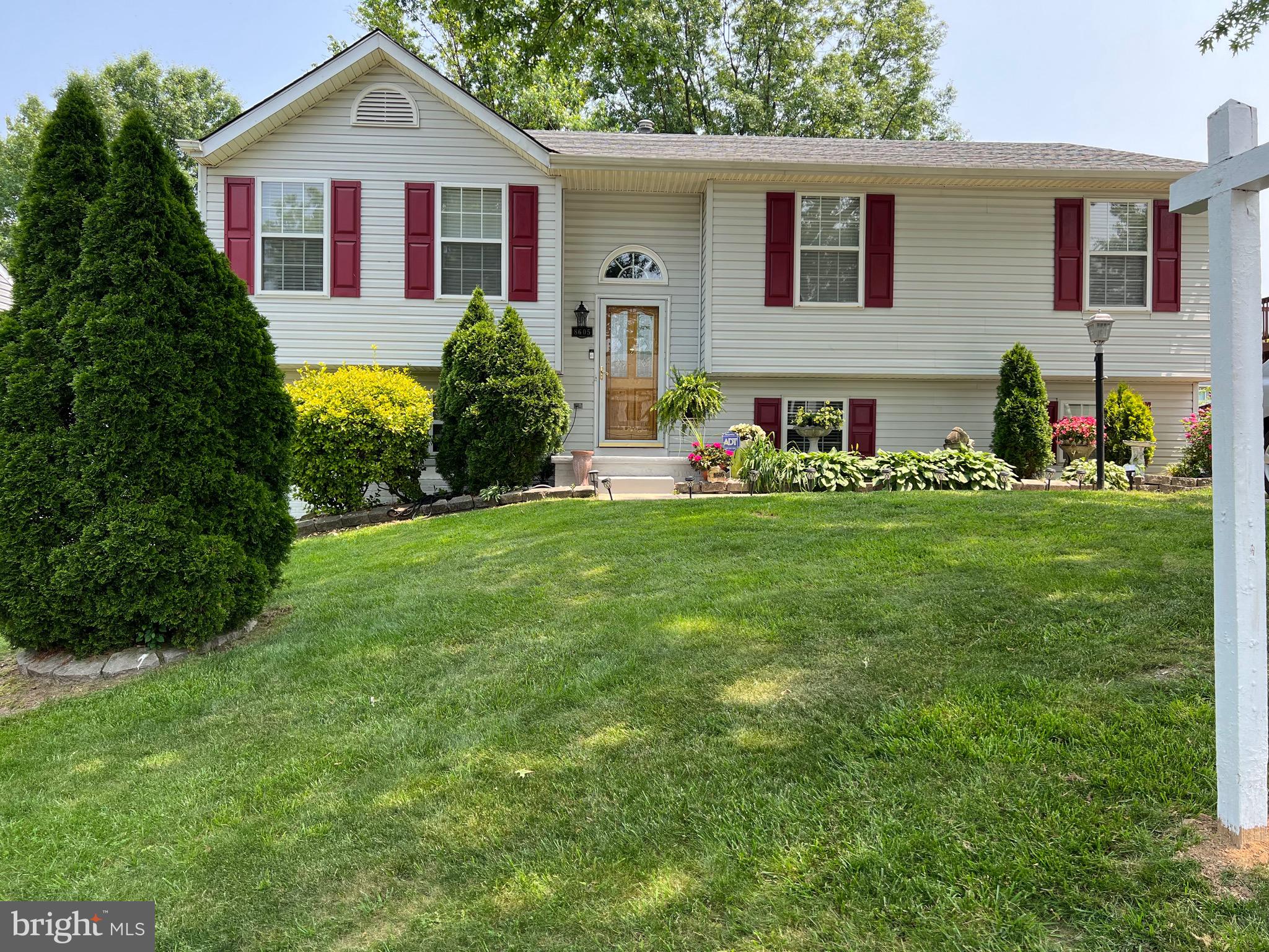 8605 Daytona Road Rosedale, MD 21237 - Photo 2 of 66