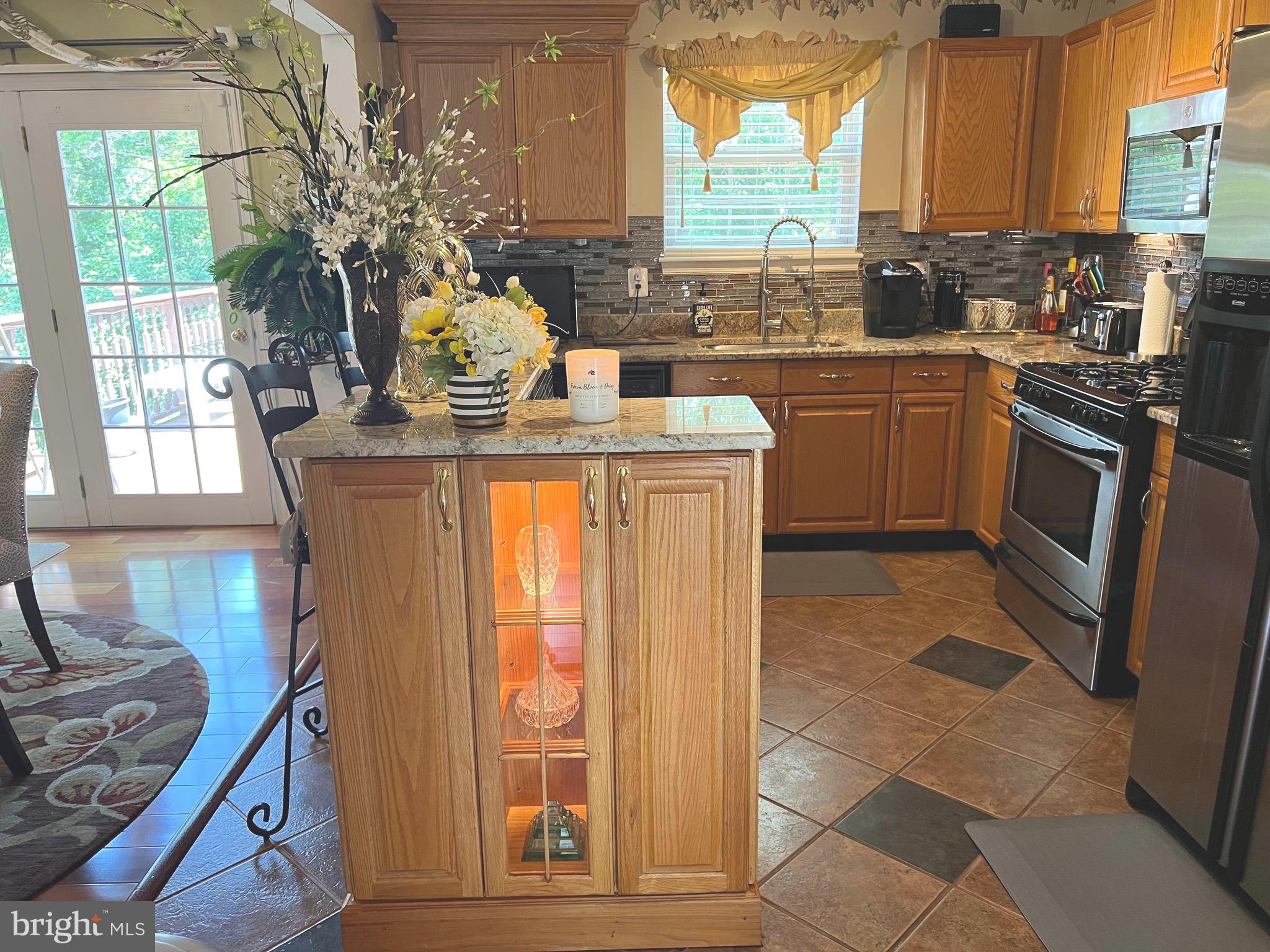 8605 Daytona Road Rosedale, MD 21237 - Photo 9 of 66 CUSTOM ISLAND
