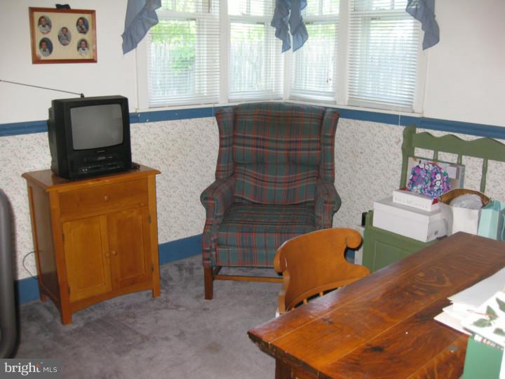35 Ridge Road Phoenixville, PA 19460 - Photo 8 of 12