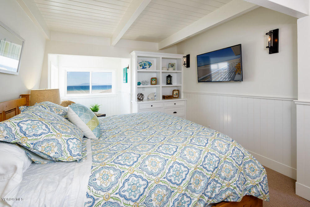 3445 Ocean Drive Oxnard, CA 93035 - Photo 21 of 25 19bedroom_1chad_jones