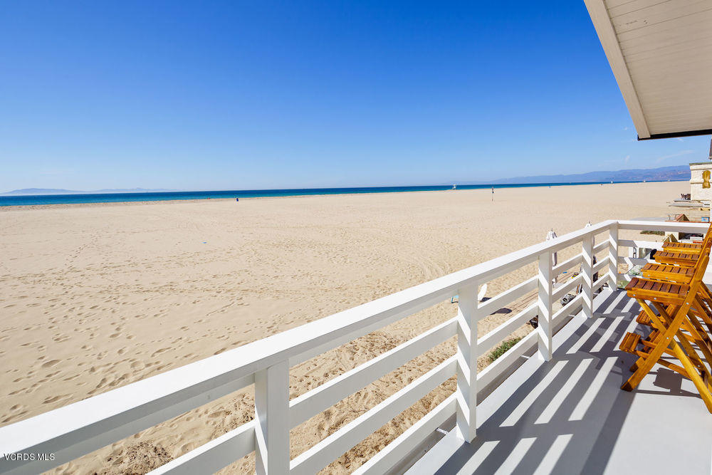 3445 Ocean Drive Oxnard, CA 93035 - Photo 23 of 25 22patiochad_jones