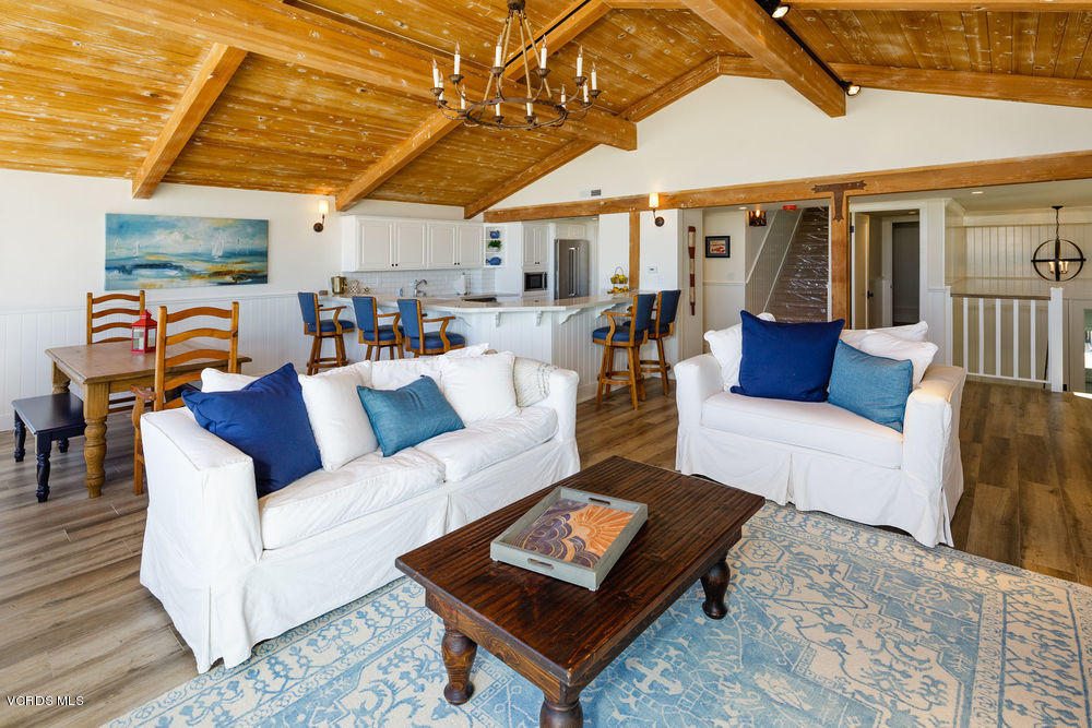 3445 Ocean Drive Oxnard, CA 93035 - Photo 4 of 25 3family_roomchad_jones