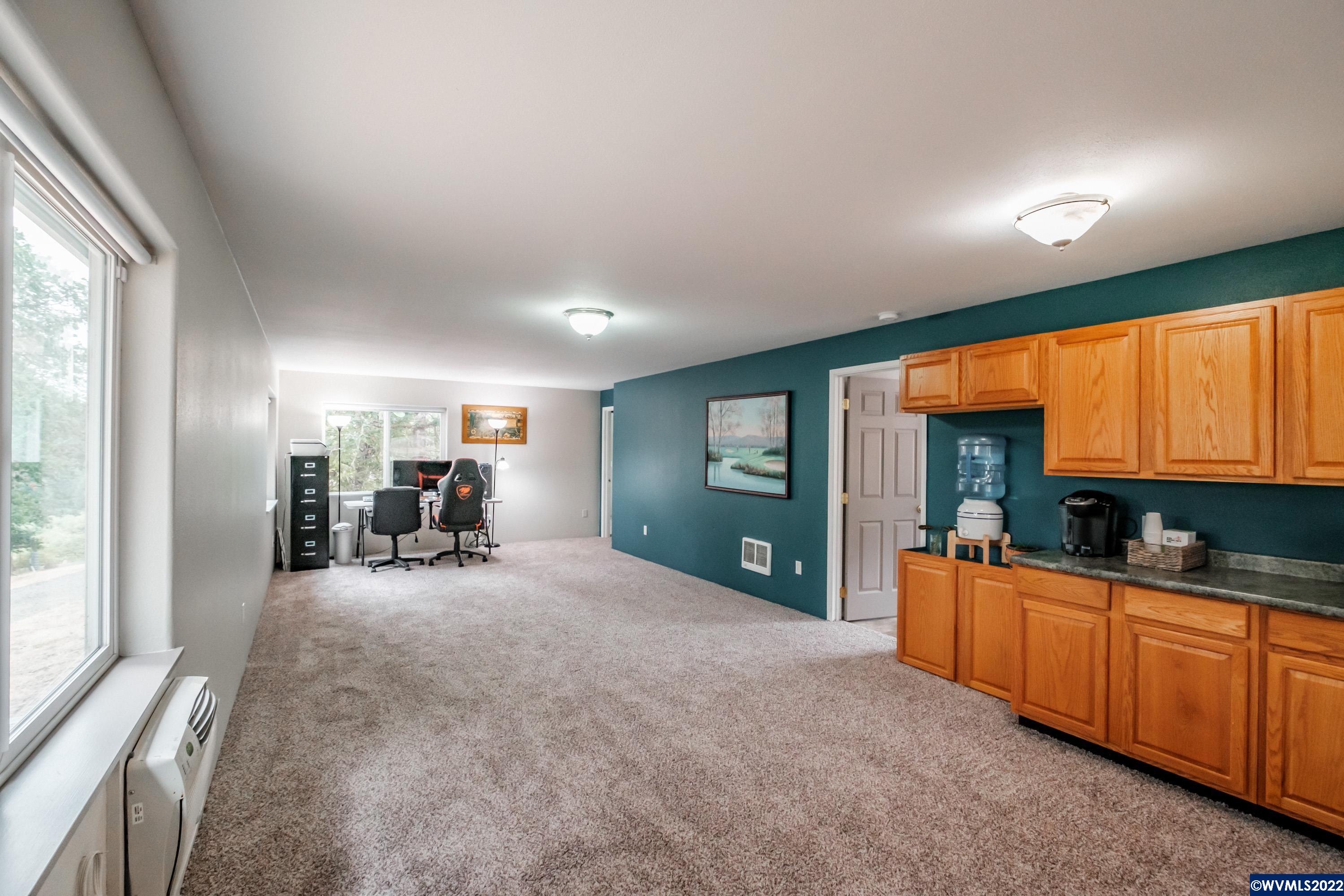 865 Perrydale Road Dallas, OR 97338 - Photo 22 of 41