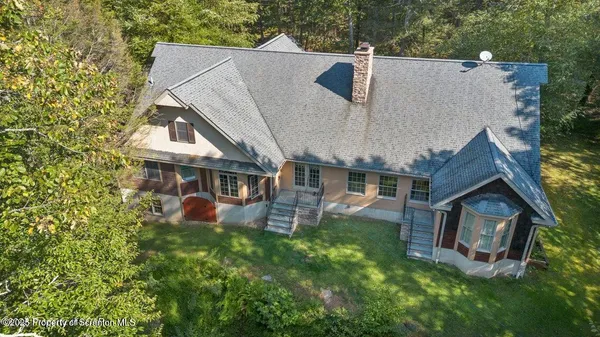 a front view of house with yard