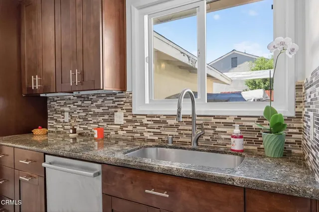 $1,200,000 | 3179 Porter Lane, Ventura, CA 93003