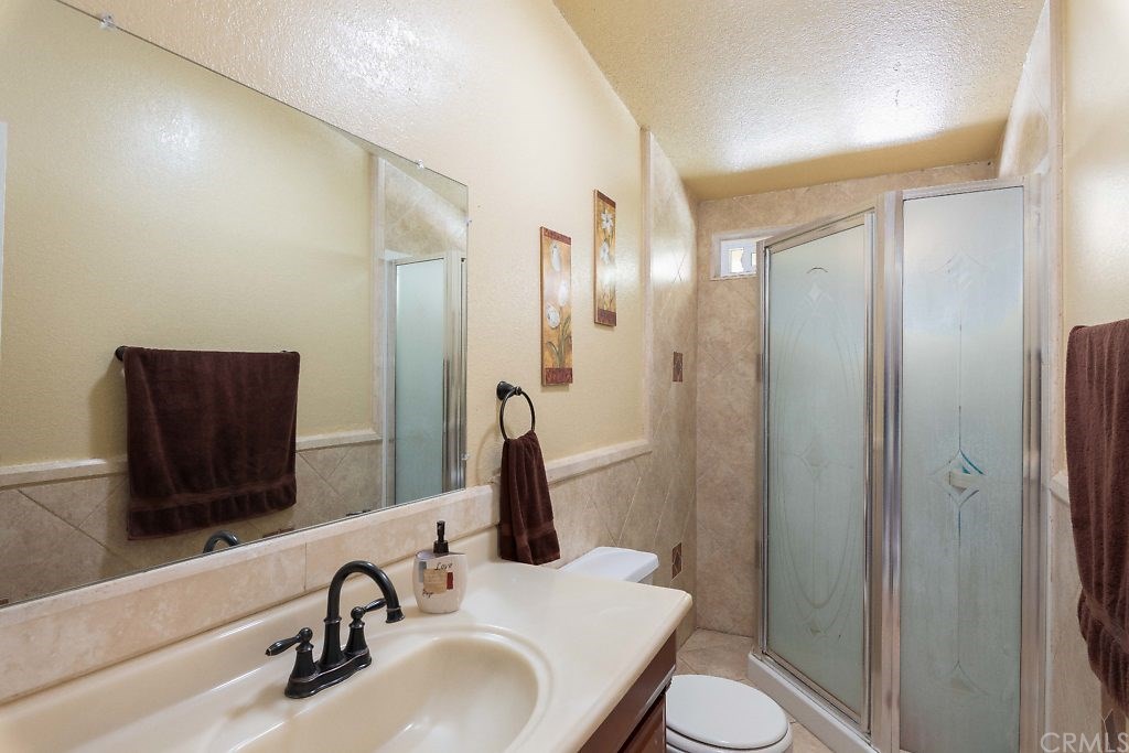2574 Tenth Street Riverside, CA 92507 - Photo 14 of 32