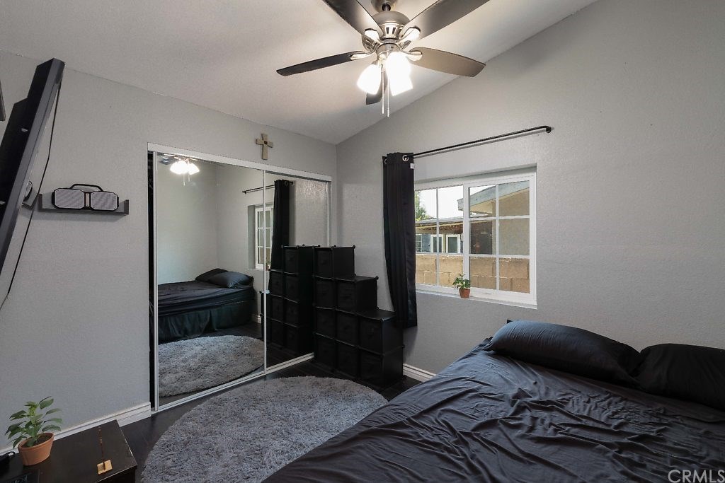 2574 Tenth Street Riverside, CA 92507 - Photo 15 of 32