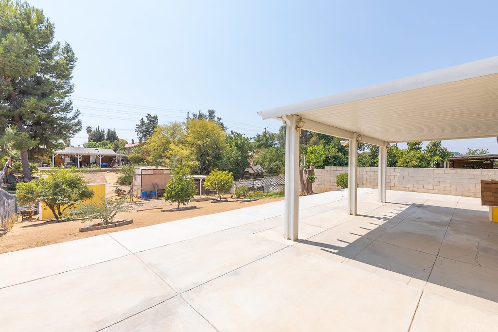 2574 Tenth Street Riverside, CA 92507 - Photo 24 of 32