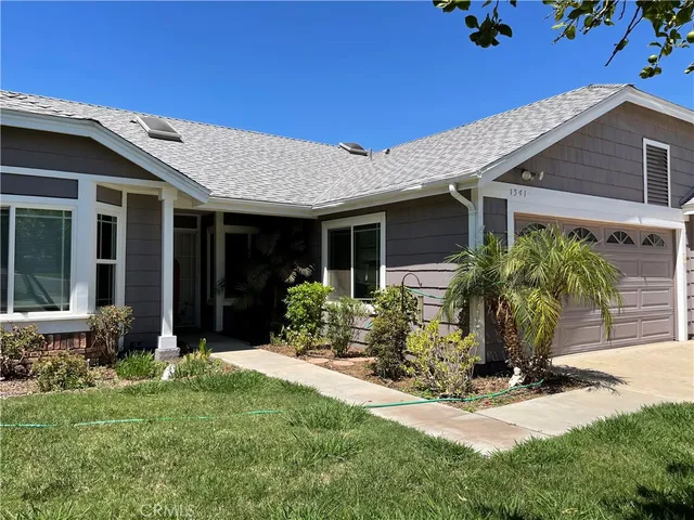 a view of a house with outdoor space