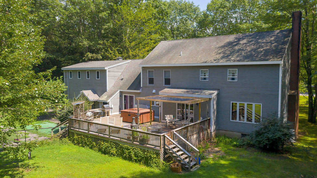 24 Longmeadow Road Scarborough, ME 04074 - Photo 2 of 44 034_24longmeadowdrscarborough34