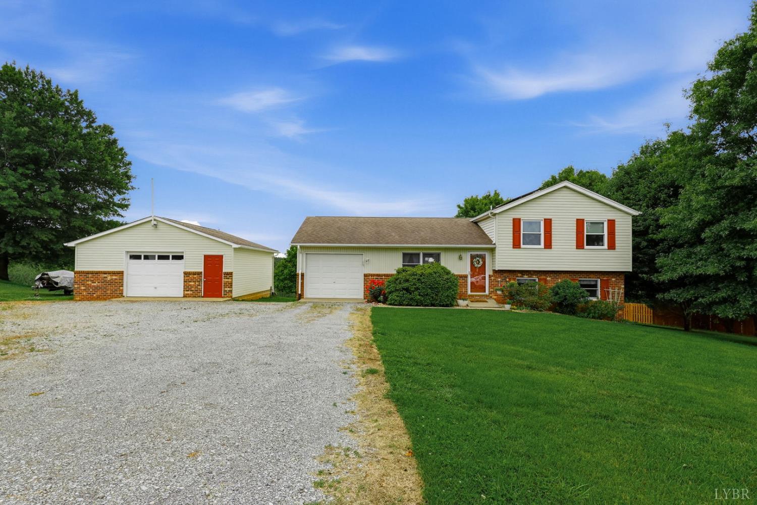 108 Piccadilly Court Goode, VA 24556 - Photo 39 of 41