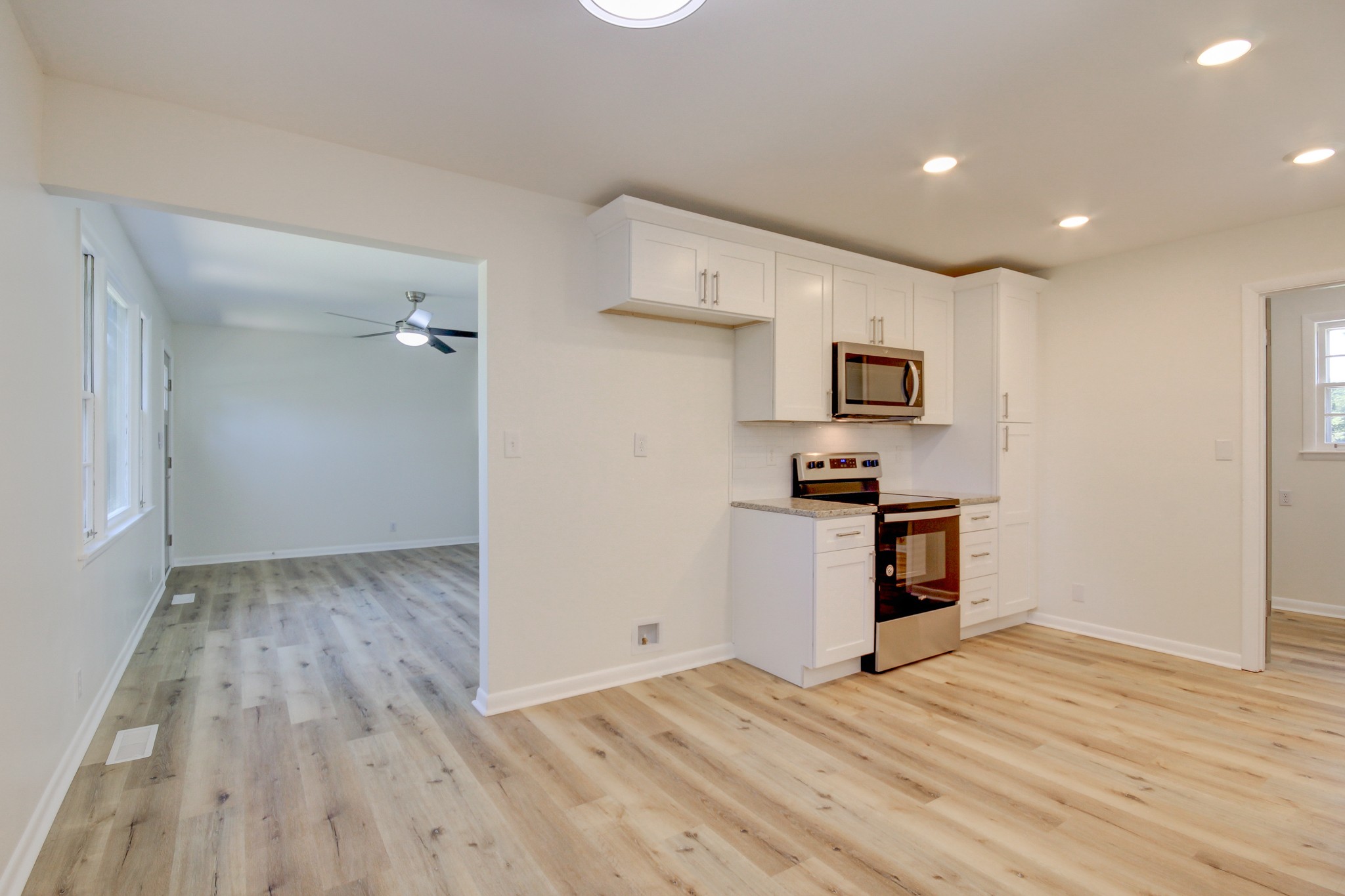 251 Edmondson Ferry Road Clarksville, TN 37040 - Photo 11 of 35 Gallery Image 11