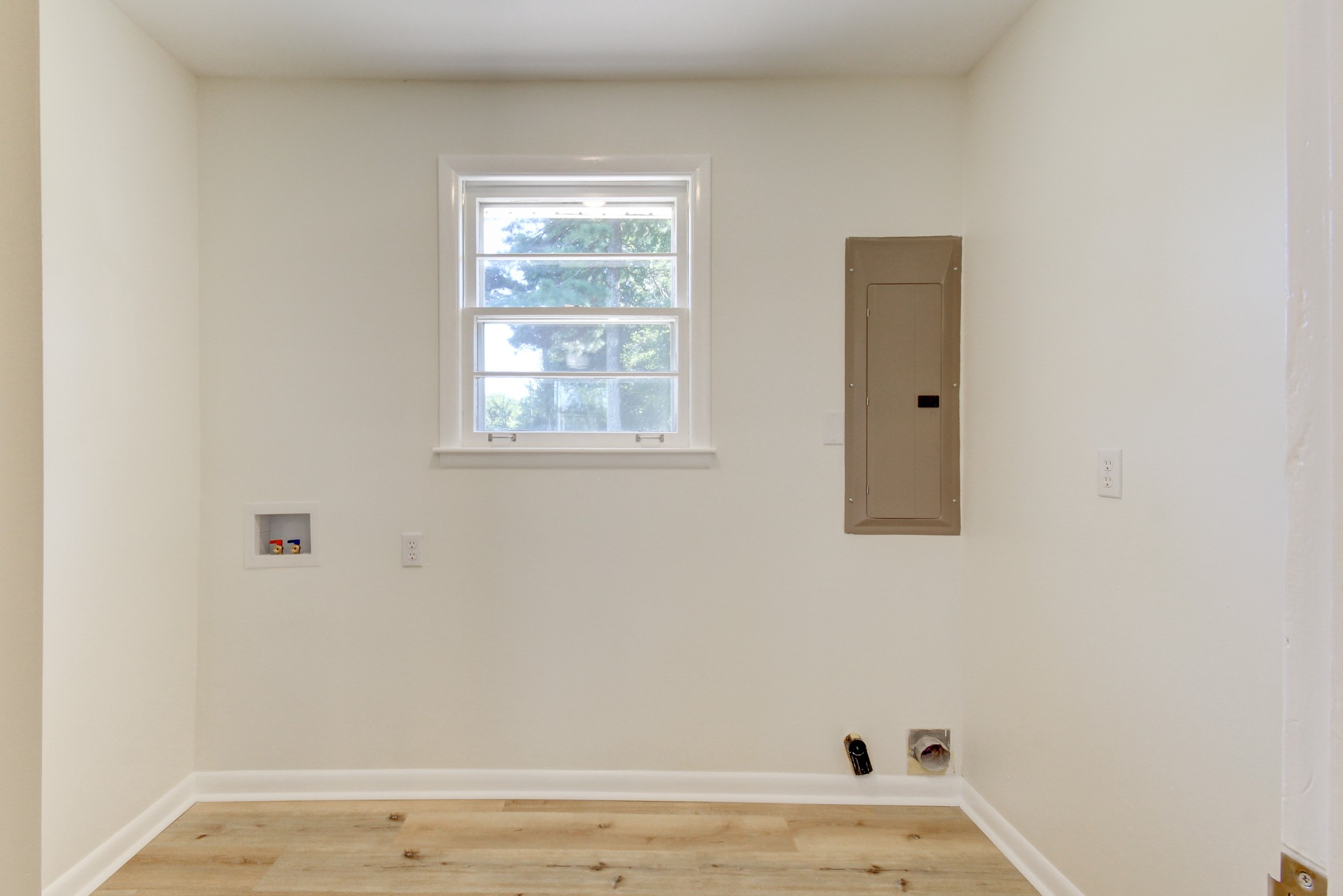 251 Edmondson Ferry Road Clarksville, TN 37040 - Photo 19 of 35 Gallery Image 19