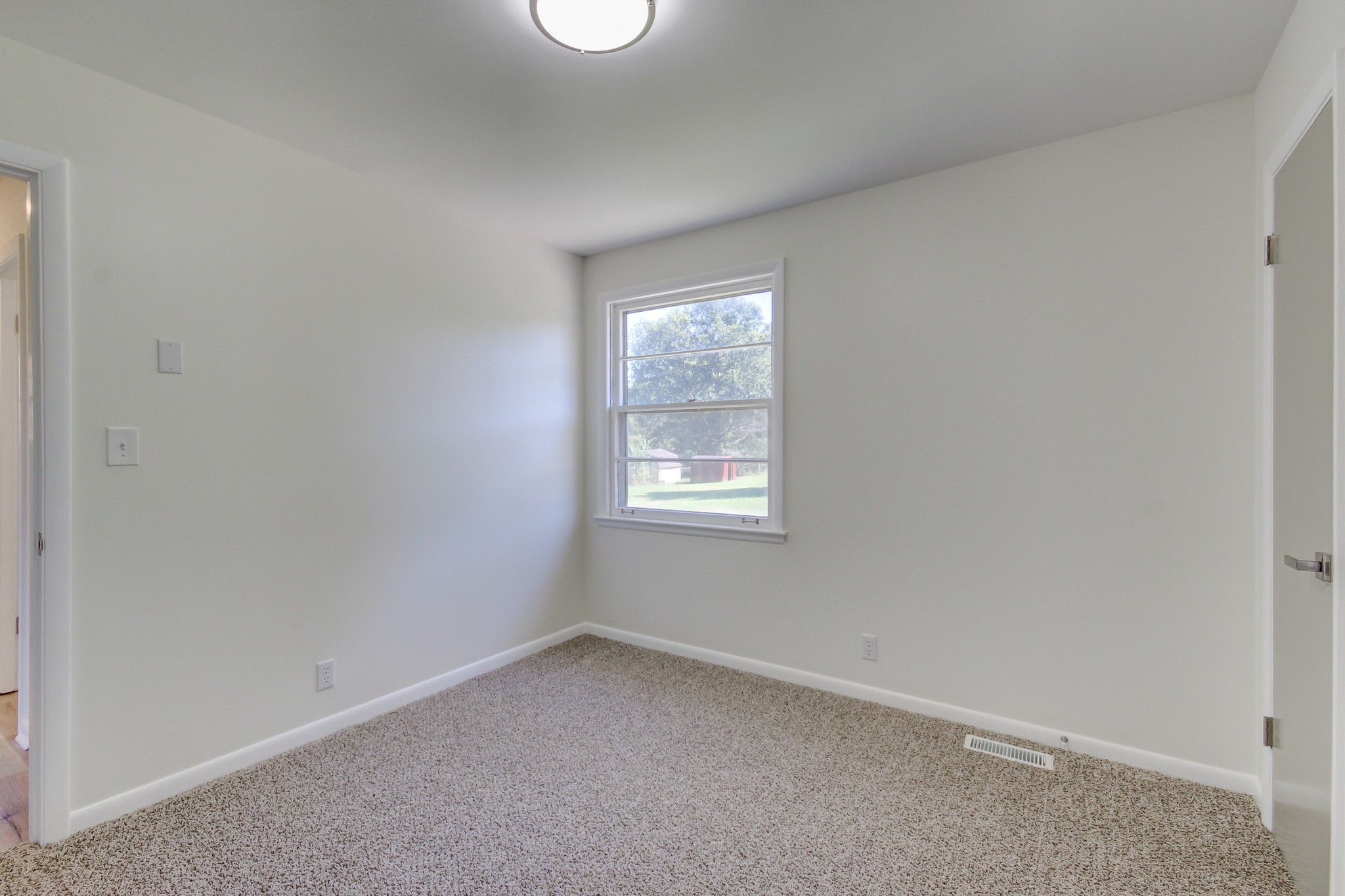 251 Edmondson Ferry Road Clarksville, TN 37040 - Photo 22 of 35 Gallery Image 22