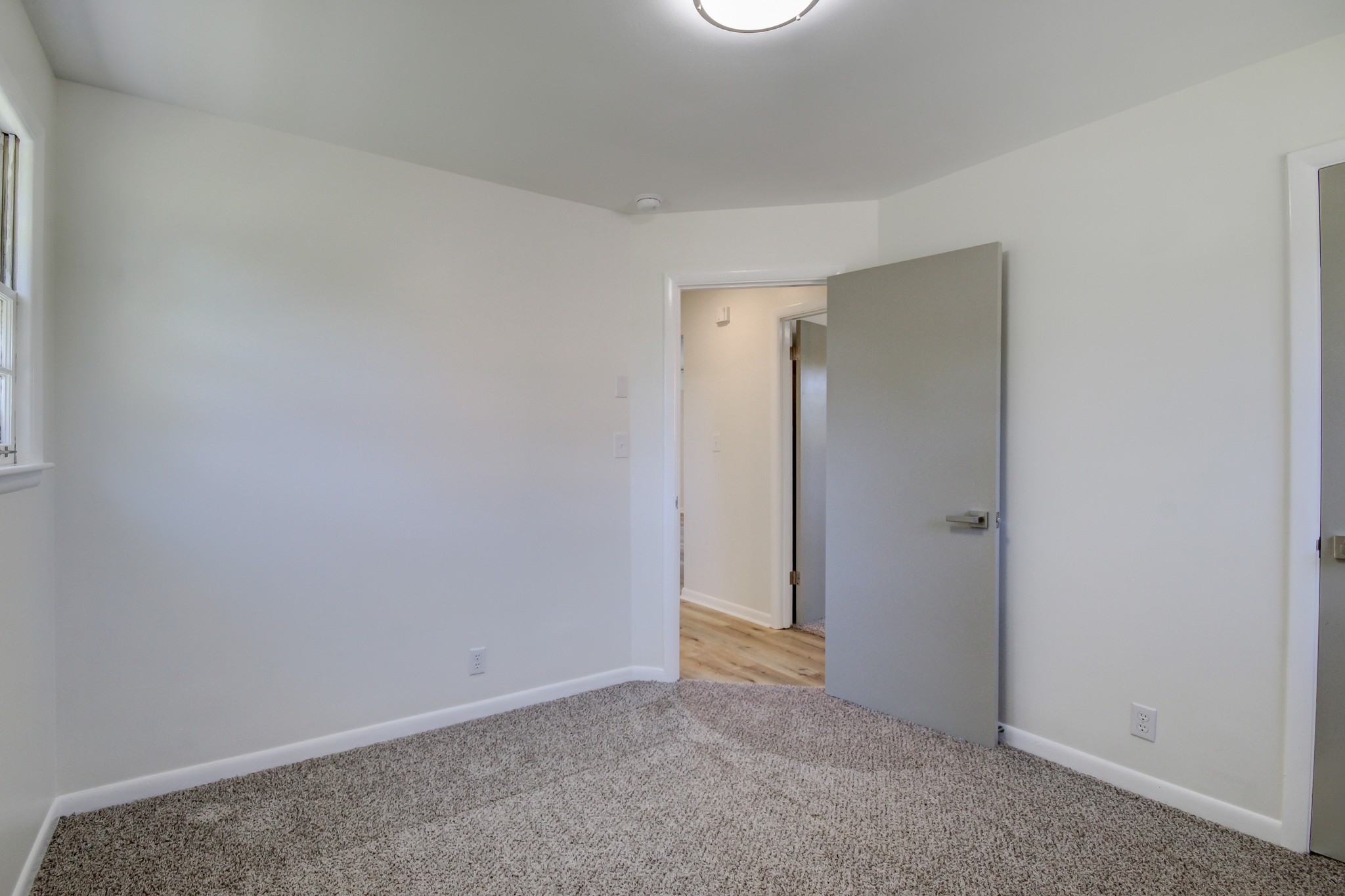 251 Edmondson Ferry Road Clarksville, TN 37040 - Photo 28 of 35 Gallery Image 28
