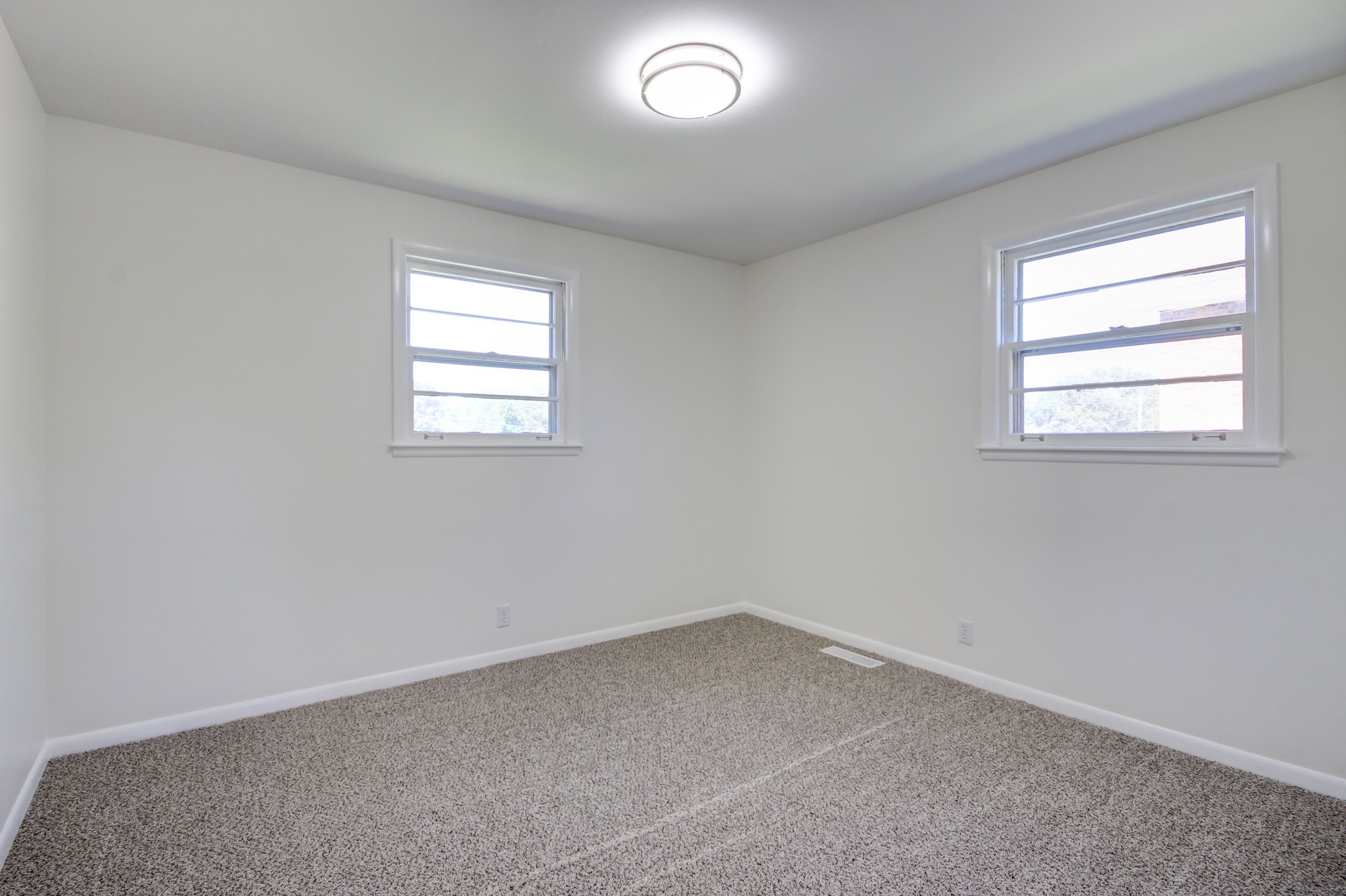 251 Edmondson Ferry Road Clarksville, TN 37040 - Photo 30 of 35 Gallery Image 30