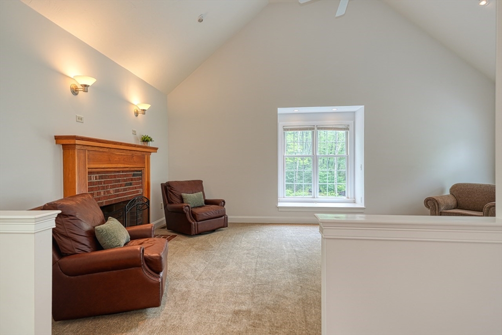 10 Bicknell Road Grafton, MA 01519 - Photo 5 of 34 Gallery Image 5