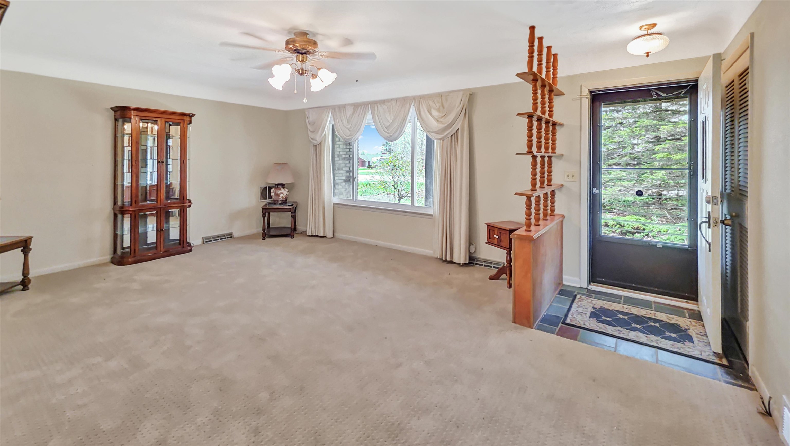 8166 North Linden Road Mount Morris, MI 48458 - Photo 3 of 23