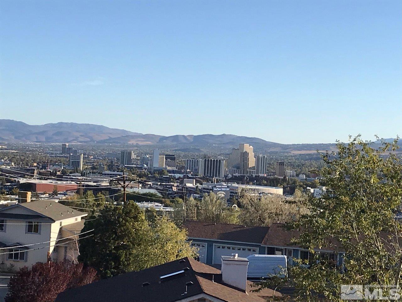 30 Greenstone Circle Reno, NV 89512 - Photo 3 of 34 a view of a city