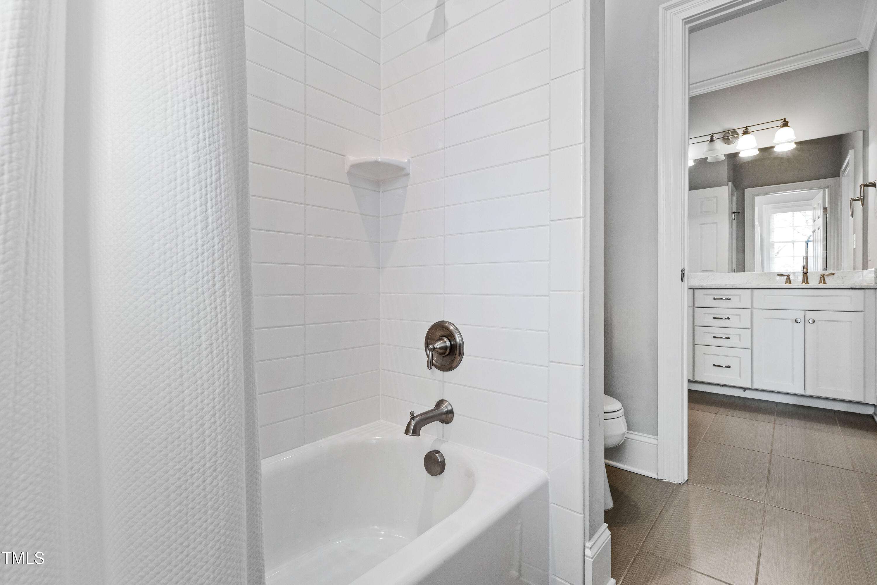 2635 Lakeview Drive Raleigh, NC 27609 - Photo 54 of 67 Lakeview (57)