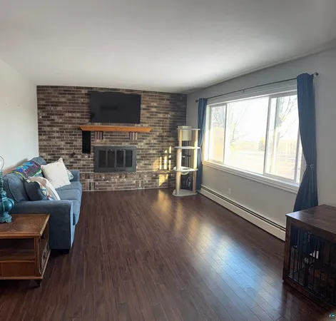$329,900 | 9119 West Skyline Parkway, Proctor, MN 55810