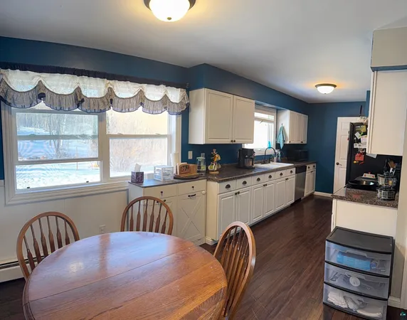$329,900 | 9119 West Skyline Parkway, Proctor, MN 55810