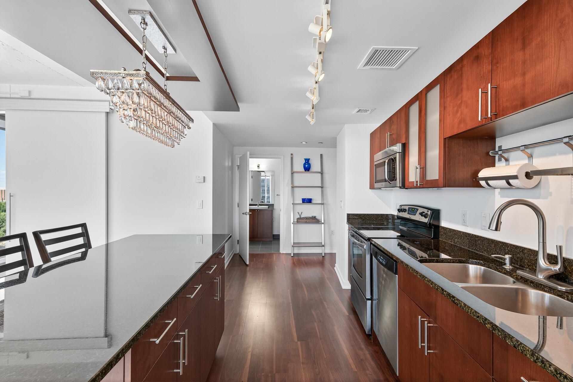 8161 33rd Avenue South, Unit W 509 Bloomington, MN 55425 - Photo 12 of 33