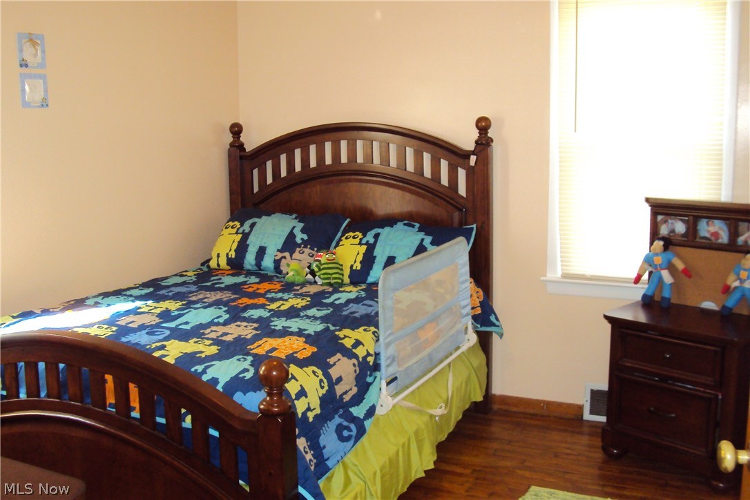 1364 Haverston Road Lyndhurst, OH 44124 - Photo 9 of 17 Gallery Image 9